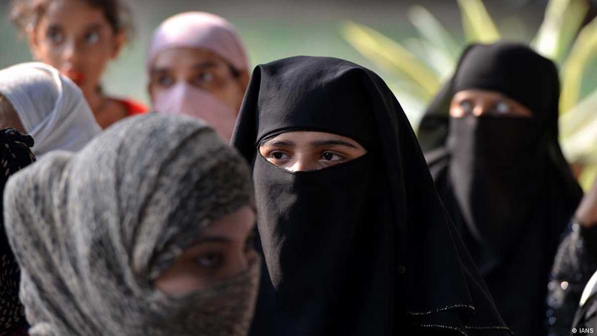 भारत में आज भी जारी है तीन तलाक, सरकार ने माना